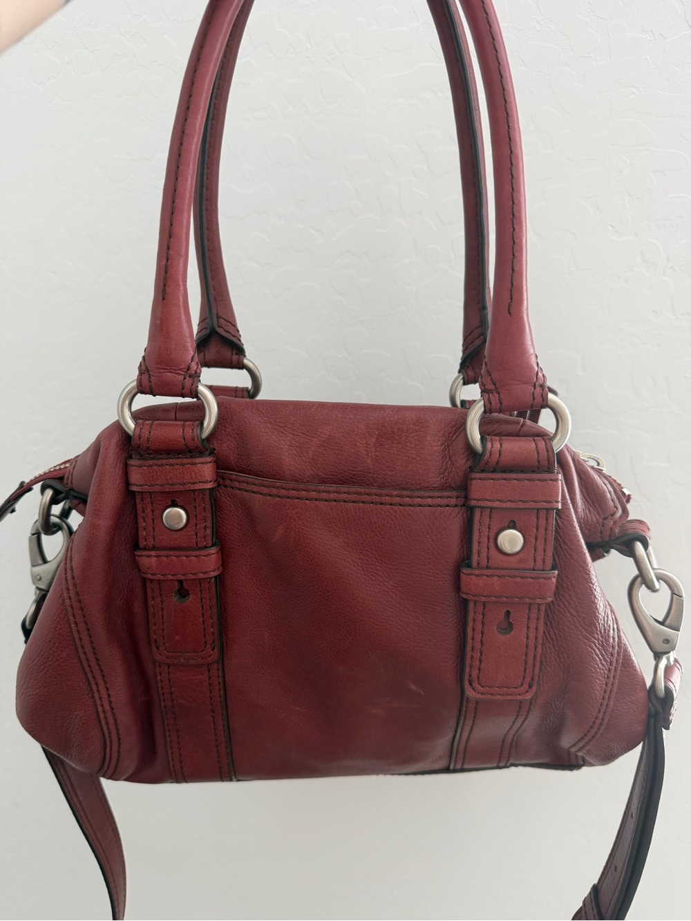 Fossil Women's Wine Red Leather Satchel with Key Charm - Picture 8 of 10